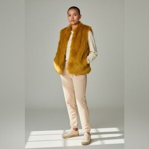 NWT Ci Sono by Cavalini Mustard Faux Fur Vest Size Medium